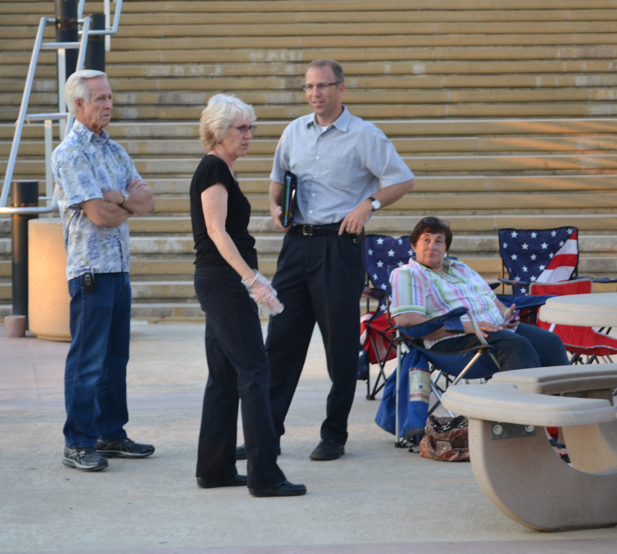 Harvey, Betty Jo, Mike and Donna